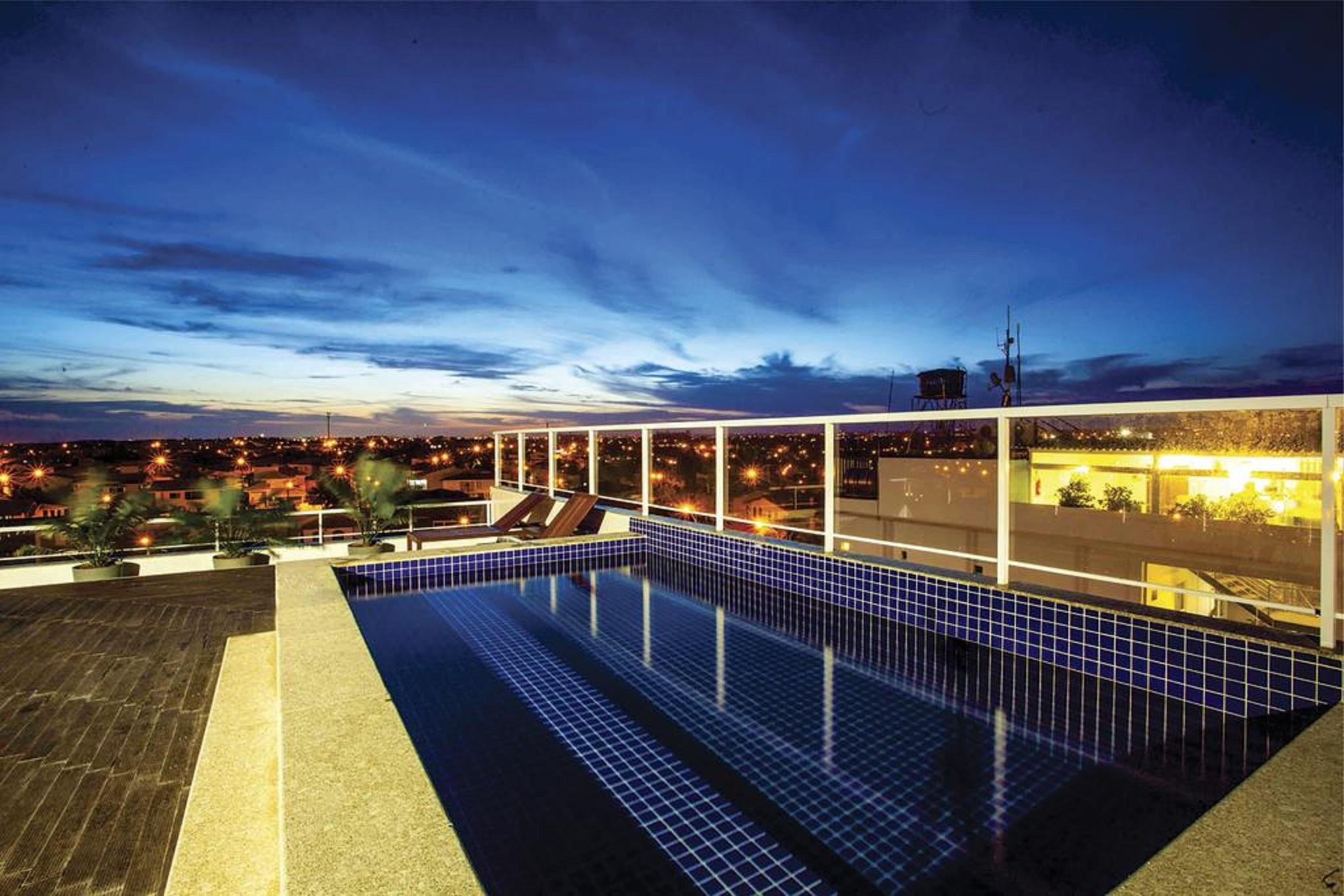 Malibu Plaza Hotel เลาโร เด เฟรย์ตัส ภายนอก รูปภาพ