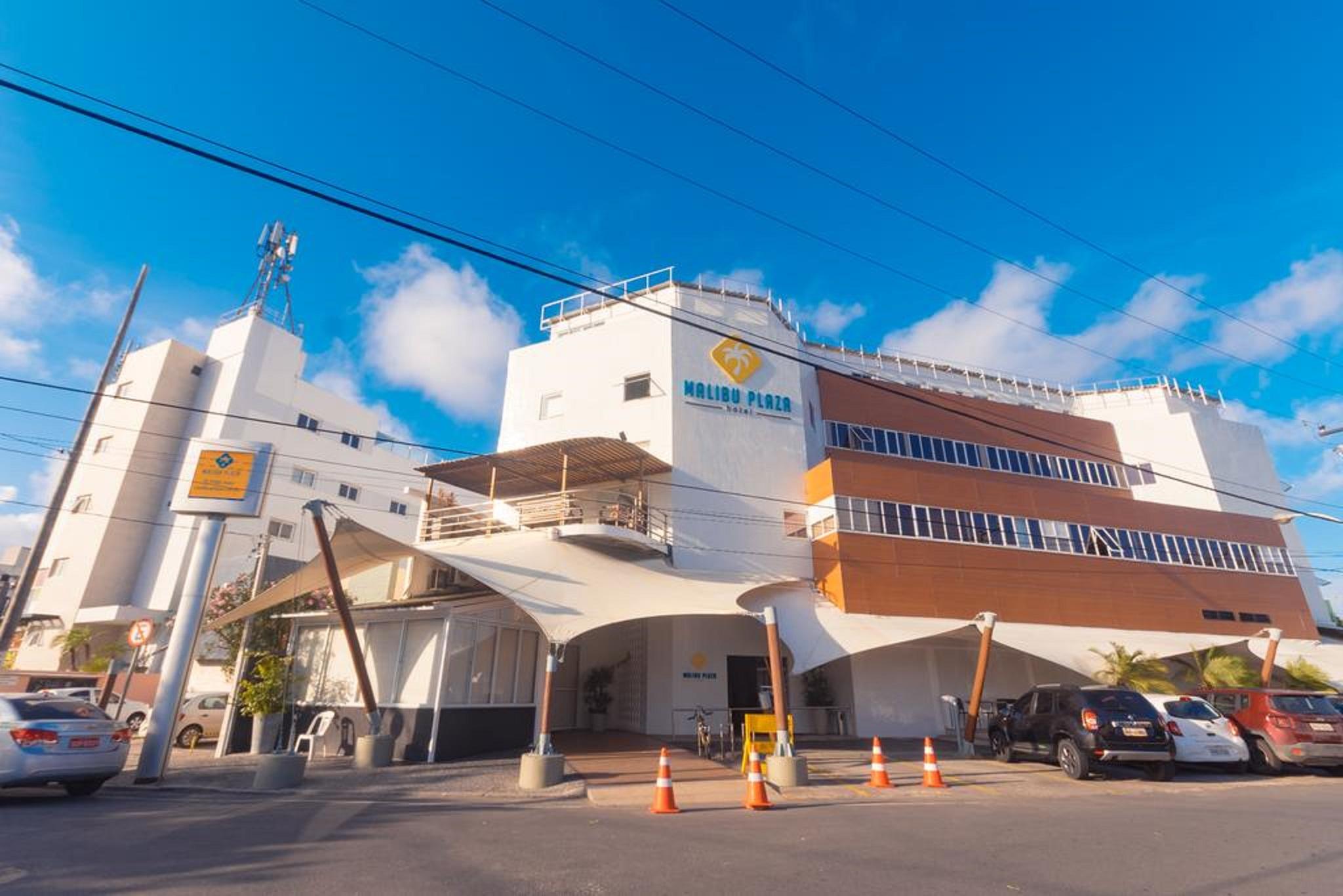 Malibu Plaza Hotel เลาโร เด เฟรย์ตัส ภายนอก รูปภาพ