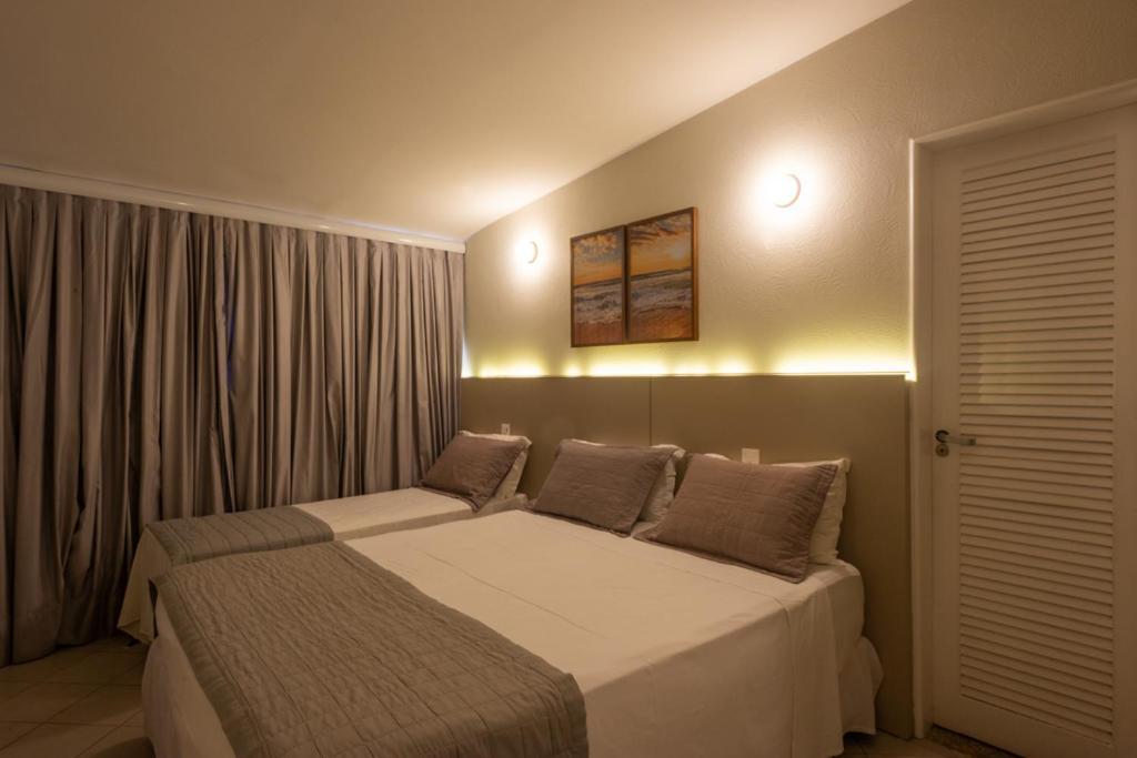 Malibu Plaza Hotel เลาโร เด เฟรย์ตัส ภายนอก รูปภาพ