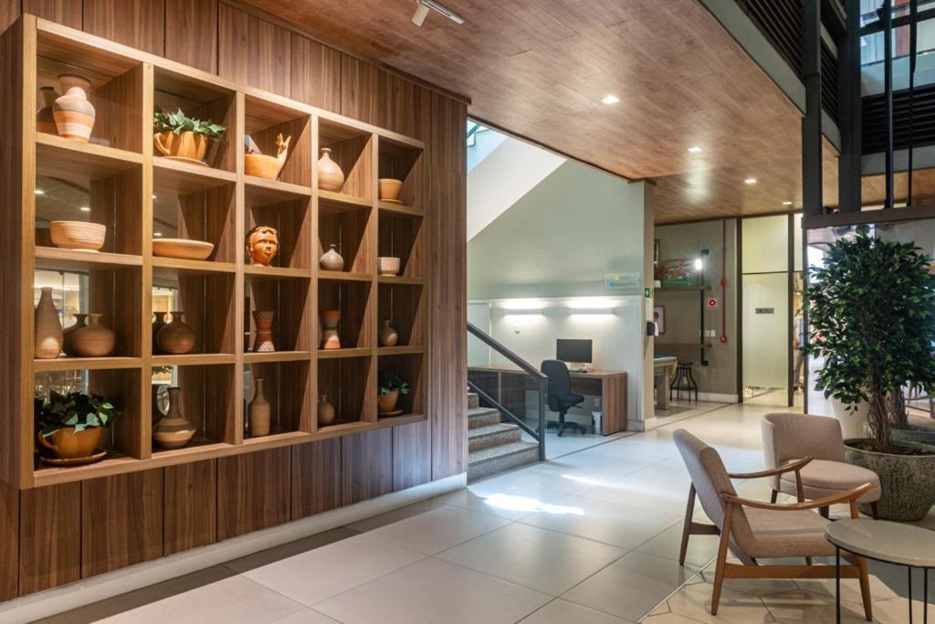 Malibu Plaza Hotel เลาโร เด เฟรย์ตัส ภายนอก รูปภาพ